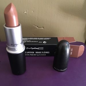 Mac Matte Lipstick Easy Babe